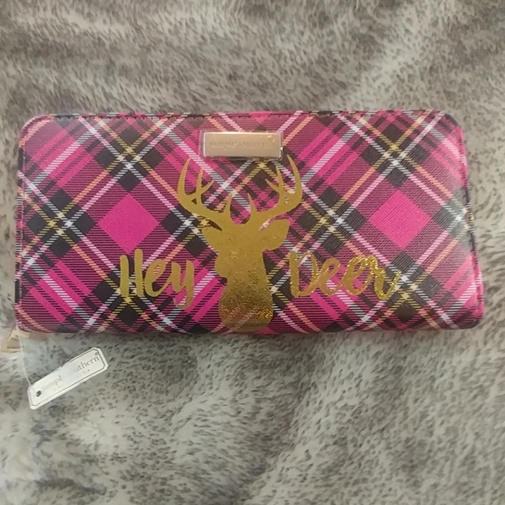 BNWT simply southern wallet